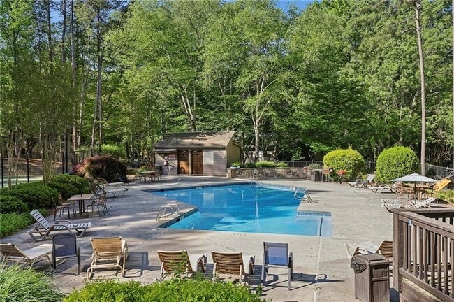 Building Photo - 1602 Cumberland Ct SE