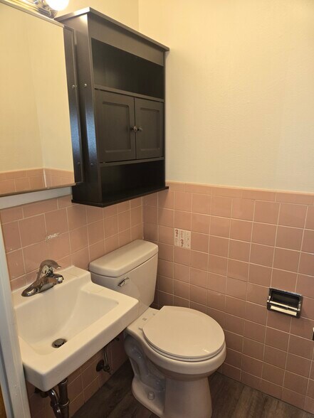 Building Photo - 4248 Lasata Dr