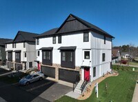 Building Photo - Brand New Luxury Townhomes: 3BR, 2.5Bath A...