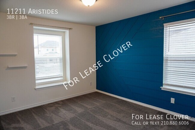 Building Photo - 11211 Aristides-