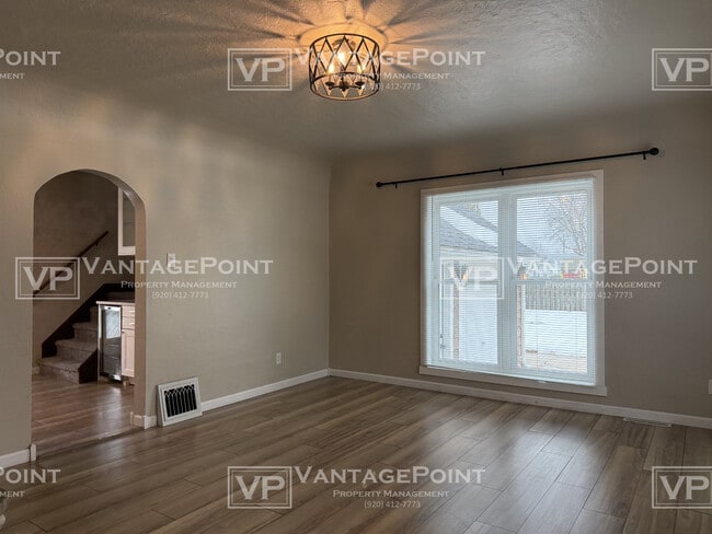 Building Photo - 1342 12th Ave