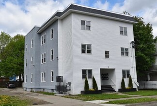 Building Photo - 19 Mygatt St