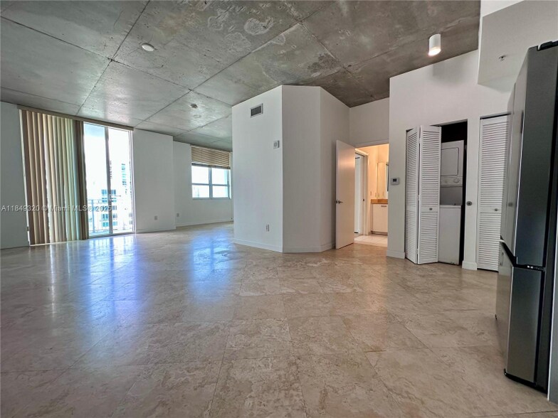 Building Photo - 2275 Biscayne Blvd Blvd