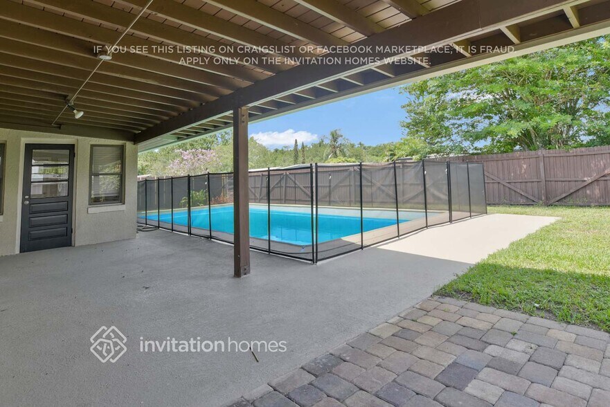 Building Photo - 5414 Chenault Ave