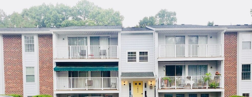 Primary Photo - 7604 Roscommon Ct