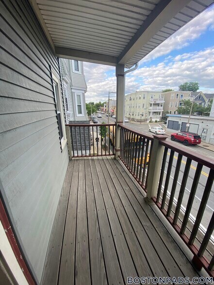 Building Photo - 1085 Dorchester Ave