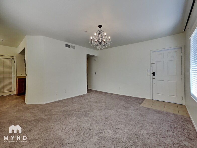 Building Photo - 1825 W Ray Rd