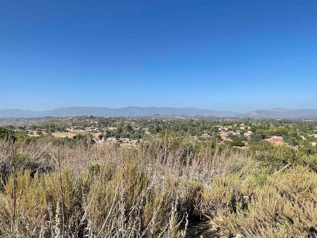 Building Photo - 12478 Hillpoint Ct