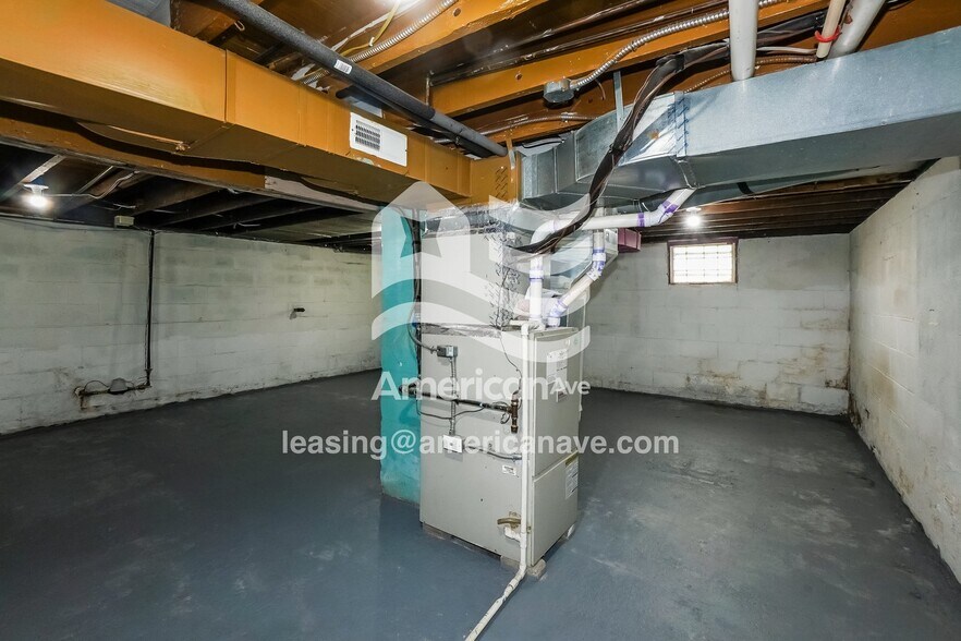 Building Photo - 1113 Elysian Ave