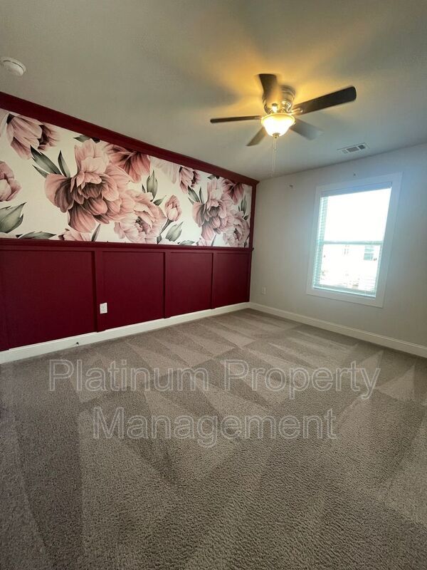 Building Photo - 2312 Echelon Ln