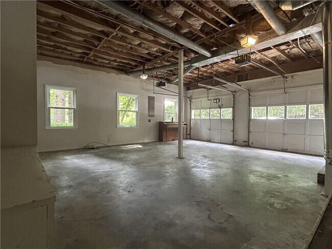 Building Photo - 2271 Fox Hound Pkwy