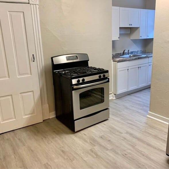 Building Photo - 2602 Spring Garden Ave