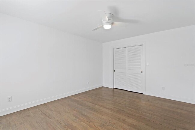 Building Photo - 4704 W Brookwood Dr