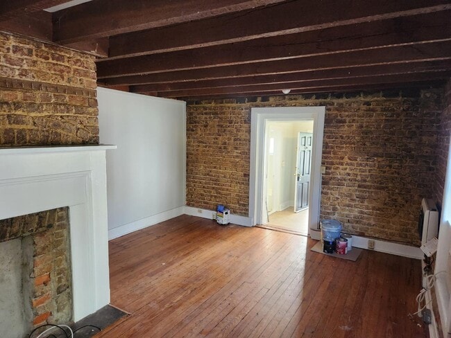 Building Photo - 57 Radcliffe St