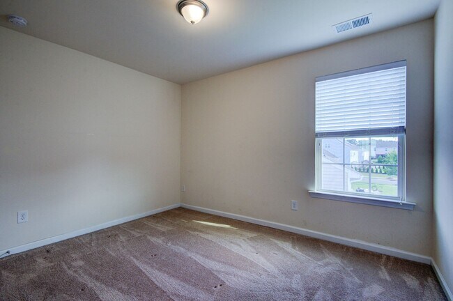 Building Photo - COMING SOON! Sophisticated 5-Bedroom Home with Spacious Living & Refined Finishes