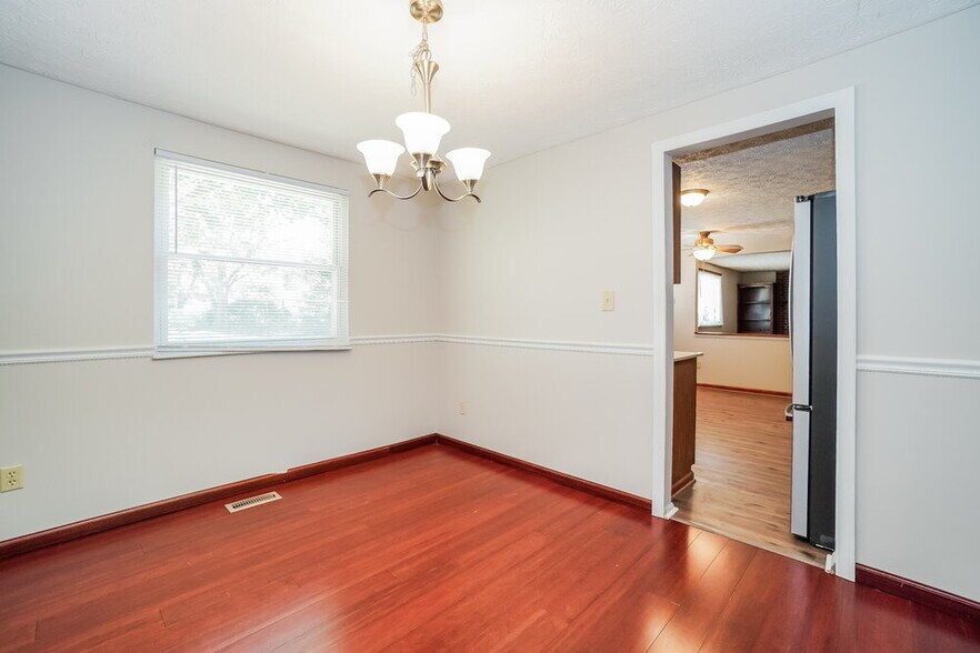 Building Photo - 6780 Atlin Ct