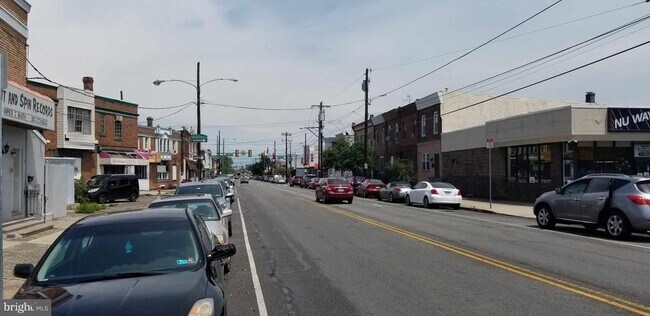 Building Photo - 2243 S Lambert St