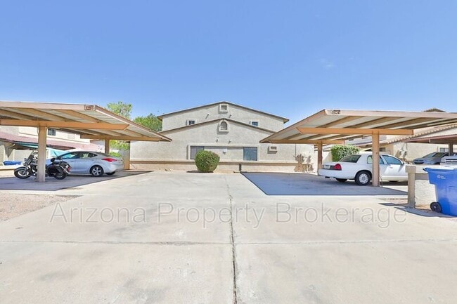 Building Photo - 6220 E Greenway St