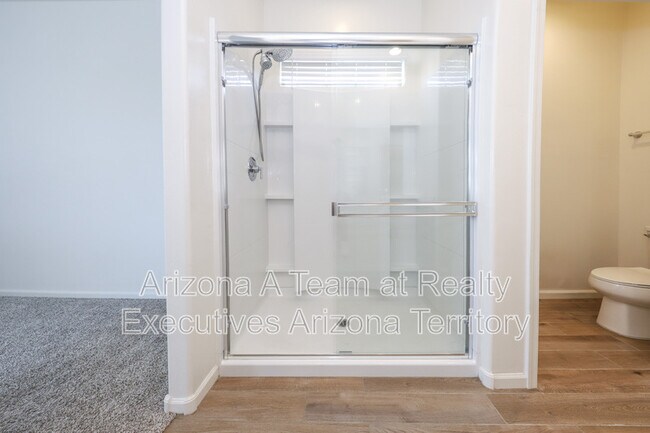 Building Photo - 7867 S Walnutview Dr