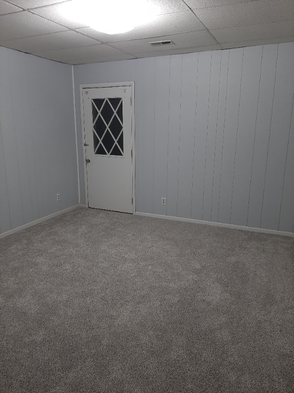 Building Photo - 114 S High St