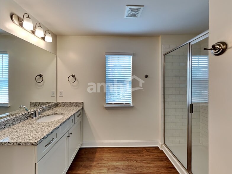 Building Photo - 3597 Okelly Dr