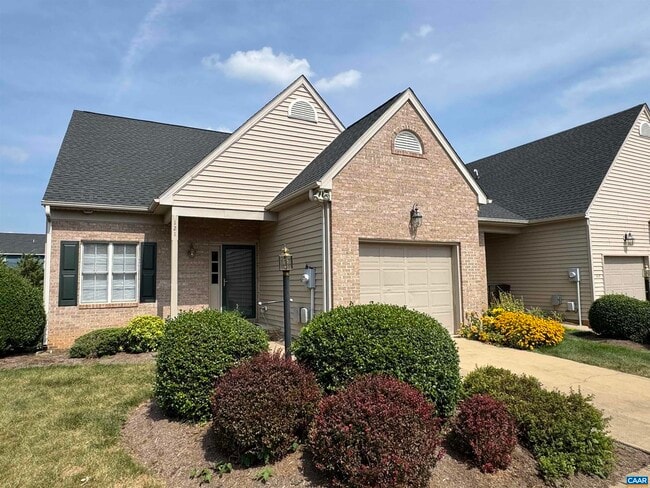 Primary Photo - 121 Bryant Dr