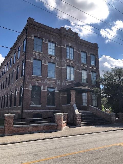 Building Photo - 2210 Harper St