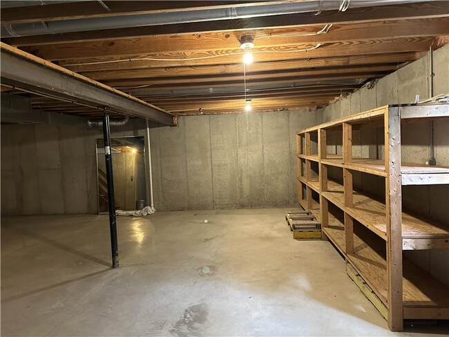 Building Photo - 2691 Edenbridge Ct