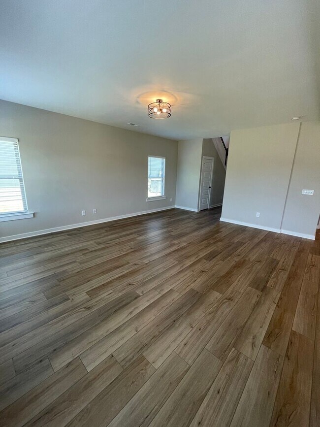 Building Photo - Home for Rent in Cullman, AL!! Available t...