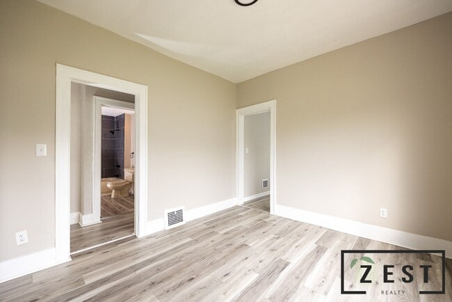 Building Photo - PRE LEASING! Beautiful 3 BEDROOM!