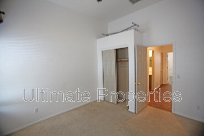 Building Photo - 2929 N 37th St