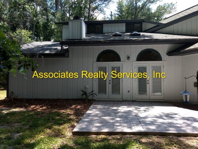 Building Photo - Cute Cottage Home on Cul-de-Sac!!