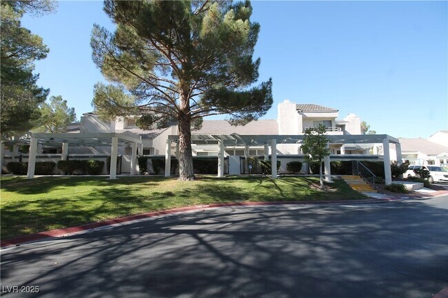 Building Photo - 2748 Lodestone Dr