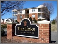 Building Photo - Spacious 2BR/2BA Condo - AVAILABLE AUGUST!