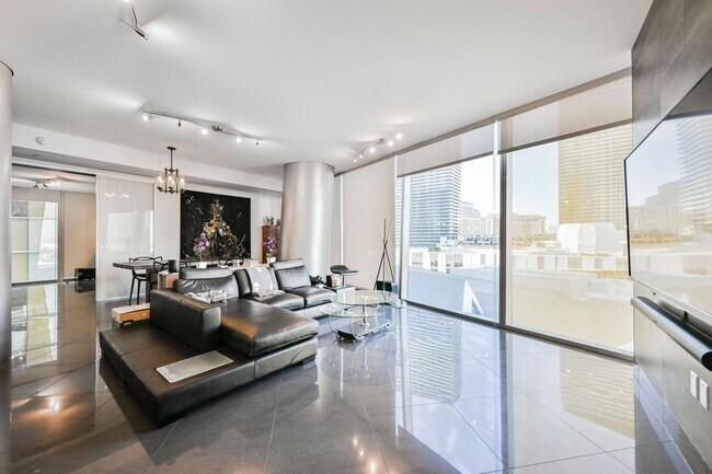 Building Photo - Wake Up to the Las Vegas Skyline – Premium 2-Bedroom Unit with Wall-to-Wall Windows
