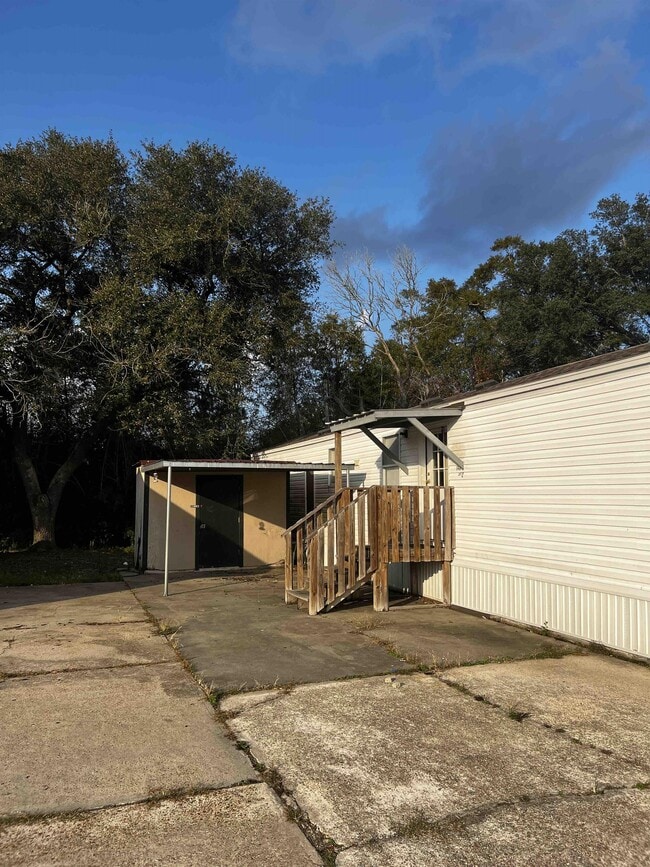 Building Photo - 1484 Joe Miller Rd