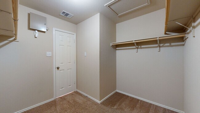 Building Photo - REDUCED RENT NOW $2,095!!!! CORNER LOT HOME IN COVE BY FORT HOOD!!!