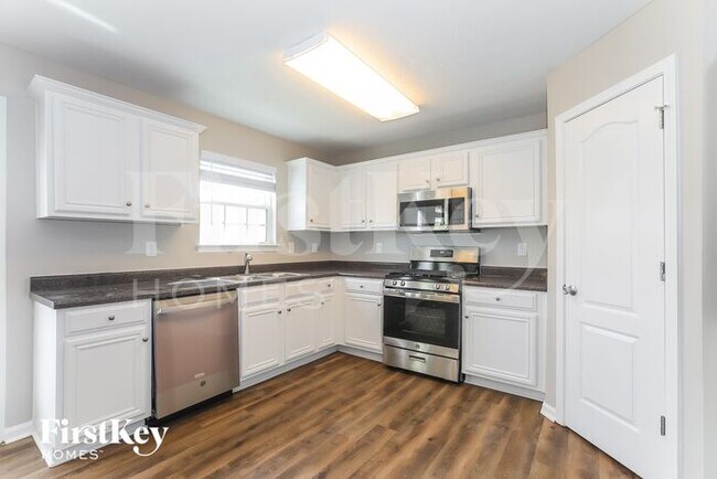 Building Photo - 4382 Beaver Tree St