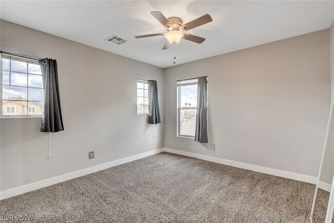 Building Photo - 3233 Brayton Mist