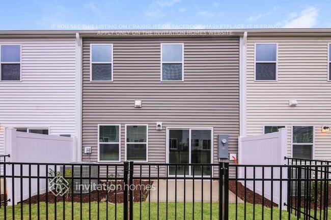Building Photo - 956 Greenville Wy
