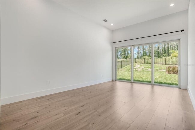 Building Photo - 16110 Pendio Dr