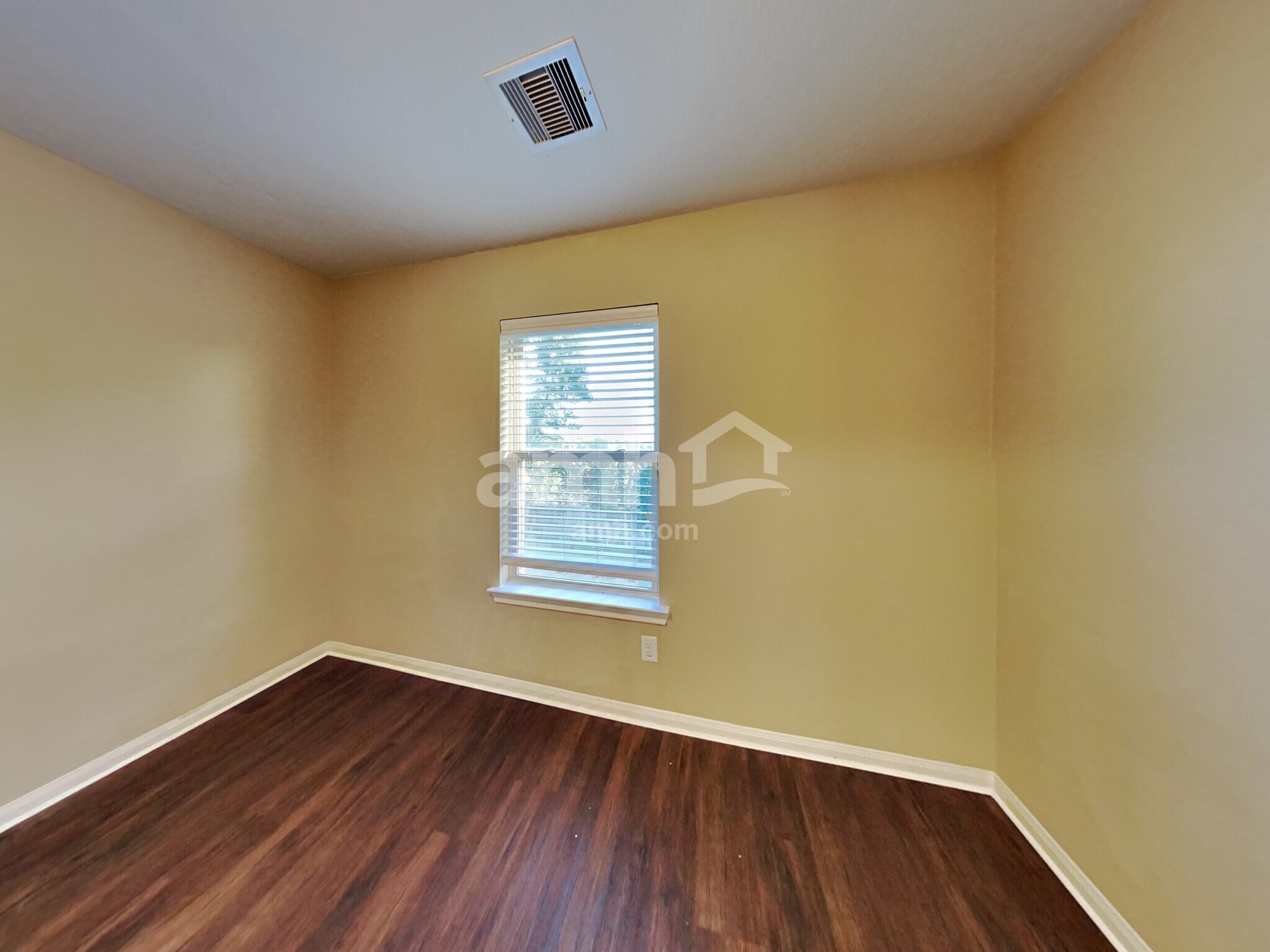 Building Photo - 5318 Rio Dr