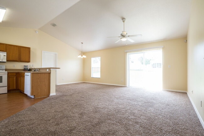 Building Photo - 14915 Windy Mt Cir