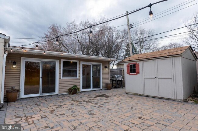 Building Photo - 2597 Carrell Ln