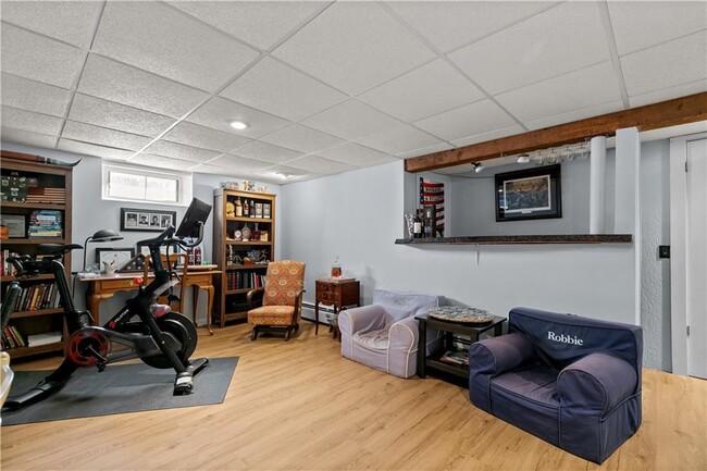 Building Photo - 84 Birchwood Dr