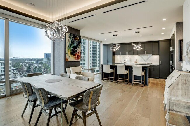 Building Photo - 2047 Westcreek Ln Ln