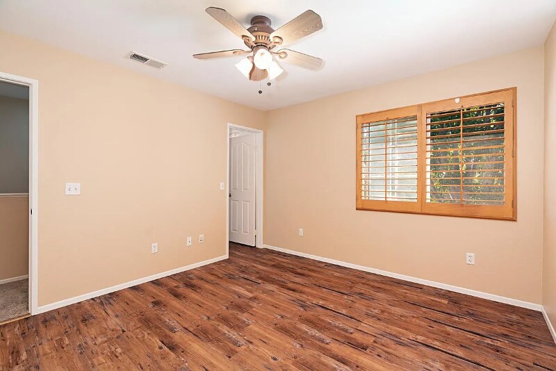 Building Photo - 302 La Soledad Way