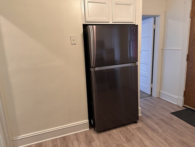 Building Photo - 14720 Detroit Ave