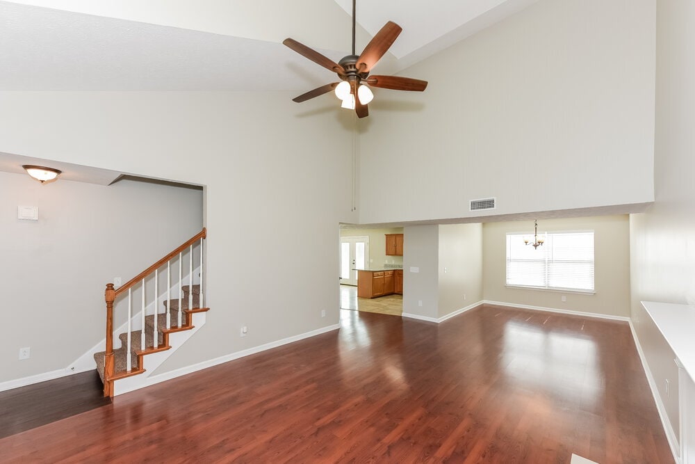 Building Photo - 1910 Lawndale Dr