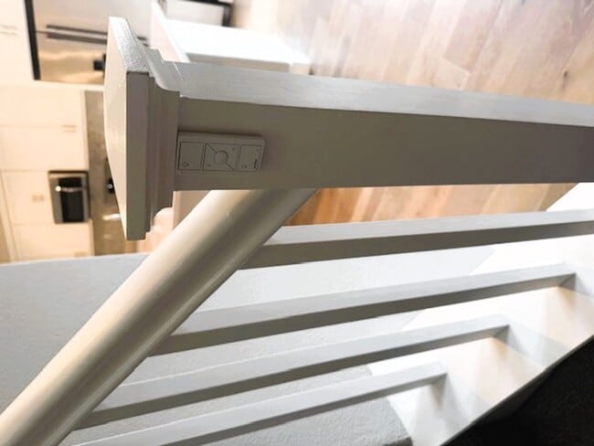 Building Photo - Modern Tri-Level Townhome in Prime Hayward...